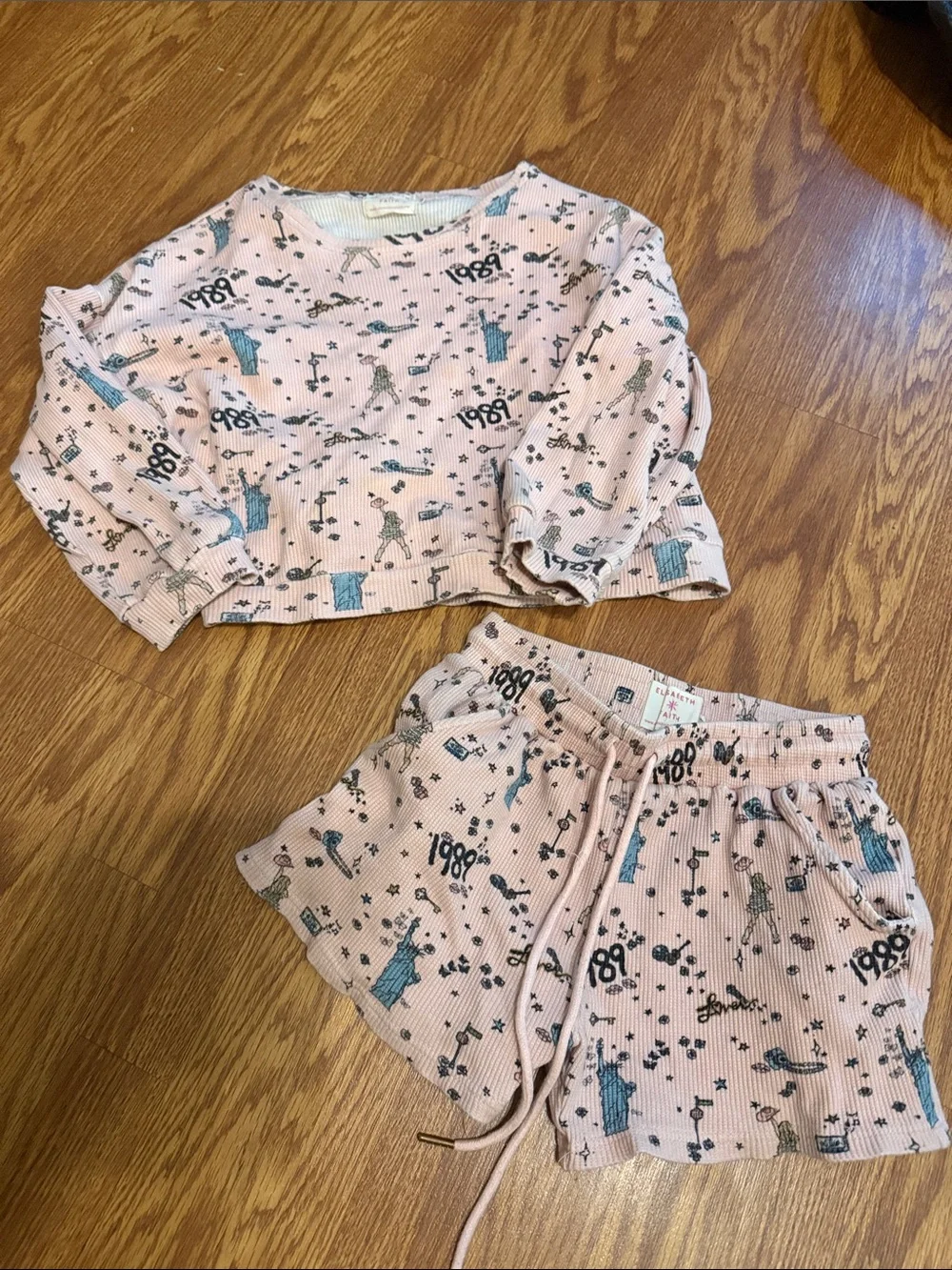 Kids Pink Two-Piece Taylor Swift Pajama Set